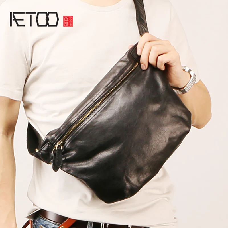 

AETOO Male leather oblique bag, fashion trend chest bag, vintage locomotive cowhide Casual Bag