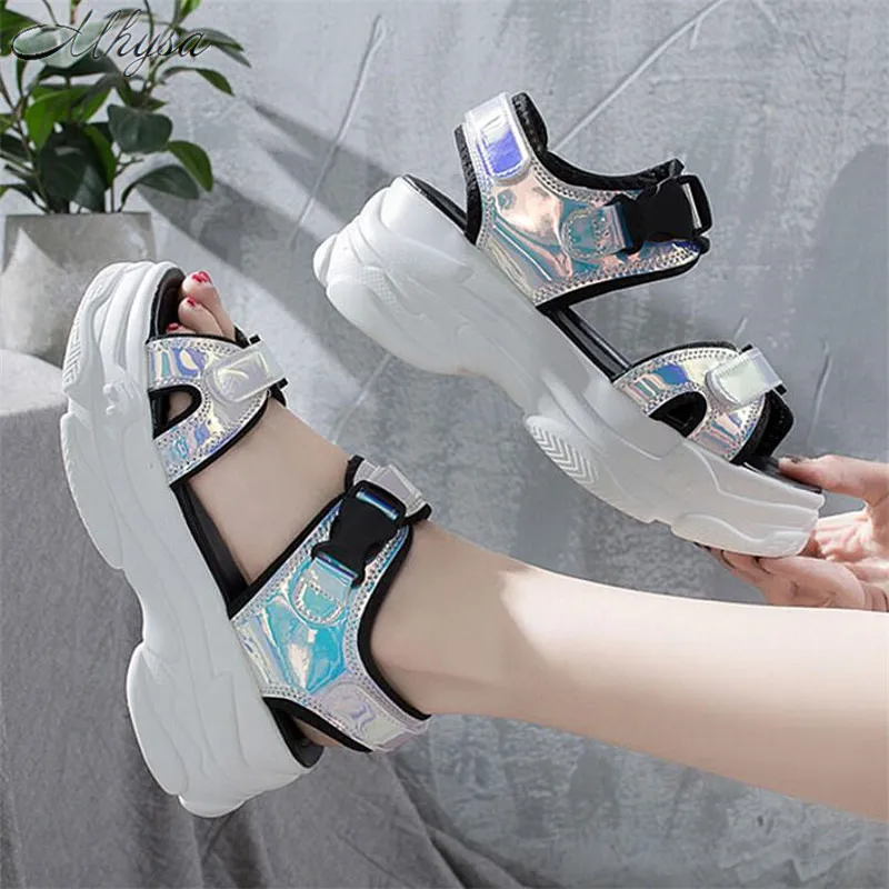 

Mhysa 2019 Women Sandals New Fashion Ladies Casual Shoes Bling Wedges Buckle Strap Platform Shoes 5 CM Summer Sandals T789