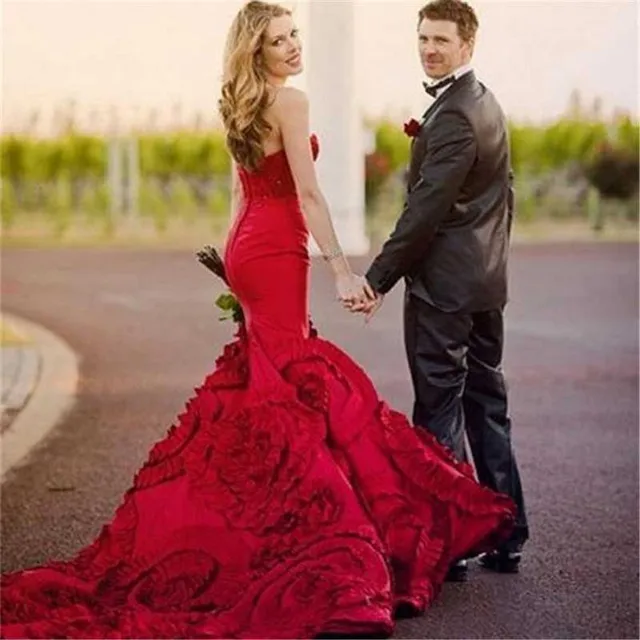 Red Mermaid Wedding Dresses 2017 Bridal Gowns Sweetheart Red Mermaid Wedding Dresses 2017 Bridal Gowns Sweetheart Ruffles Fishtail Train Hot Y Bride Dress