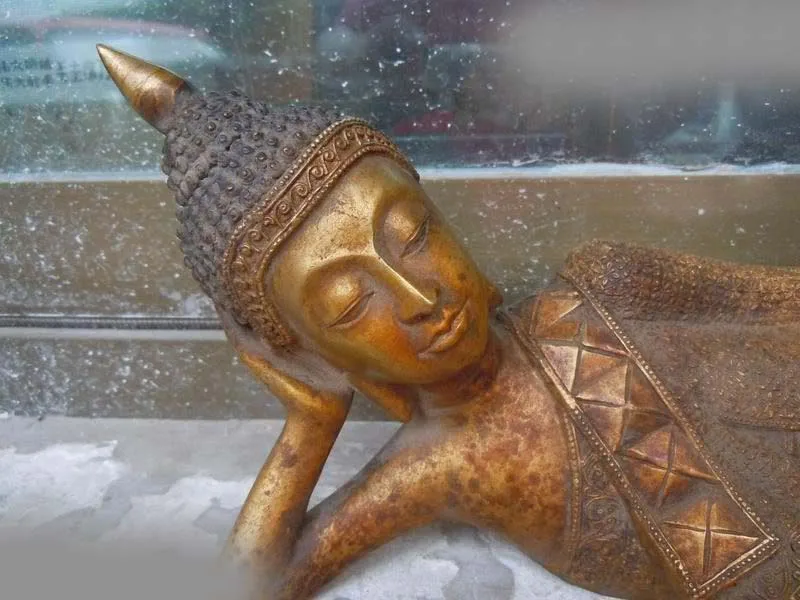 

The gilt bronze copper Buddhism figure of Thailand buddha Sculpture statue