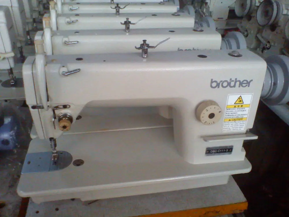FREE SEA SHIPPING Used Brother(DB2 B735)FLAT SEWING