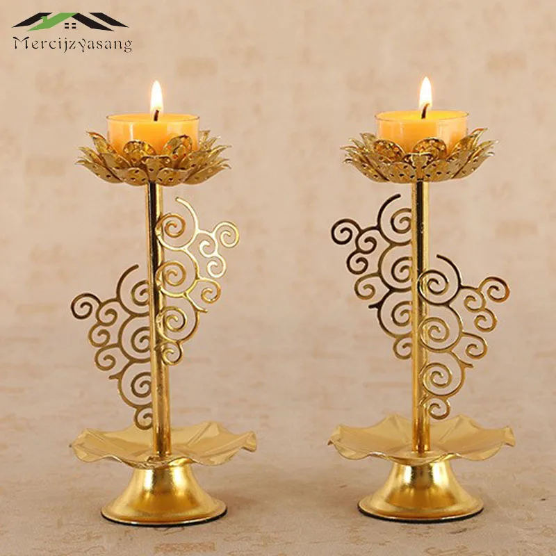 

2PCS/LOT Metal Votive Candlestick Lotus Retro Candle Holders for Daily Pray Buddha Candelabra Butter Lamp Holder Buddhist GZT034