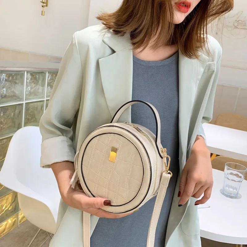 

JIULIN2019 New Korean version of the ocean air single-shoulder bag fashion catapult sloping small round bag