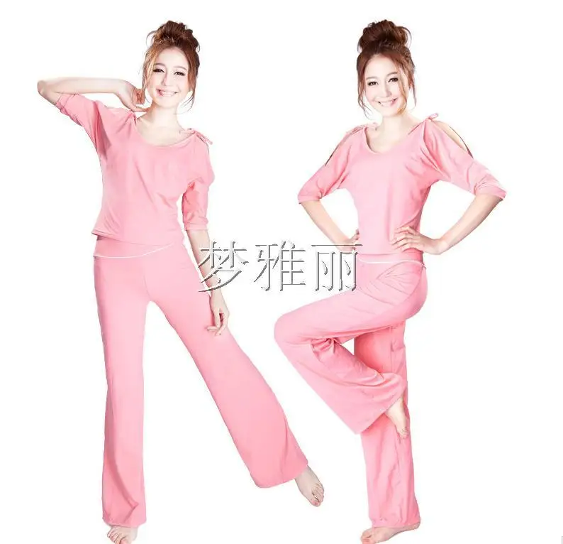 New Women Two Piece Set Yoga Shirt and Capris Sport Jogging Suits Fitness Gym Tracksuit Clothing Dry Quick Leggings Pants