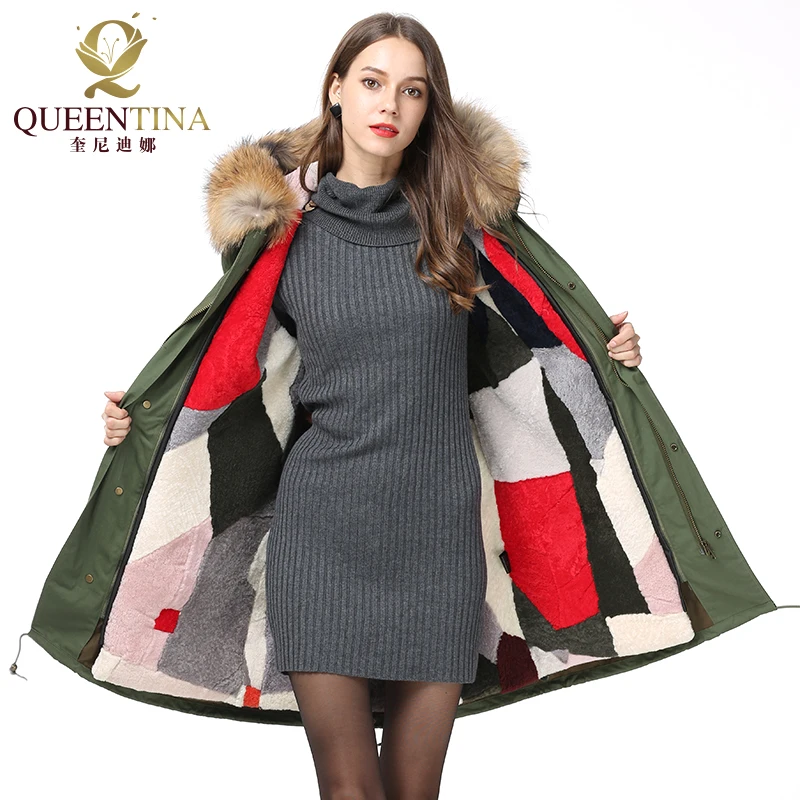 

Women Real Fur Parkas Colorful Patchwork Sheep Shearing Fur Liner Detachable Winter Natural Fur Jacket Hooded Raccoon Fur Collar