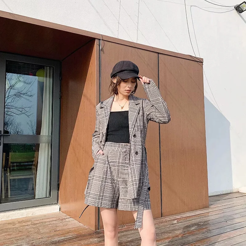 2019 (6)