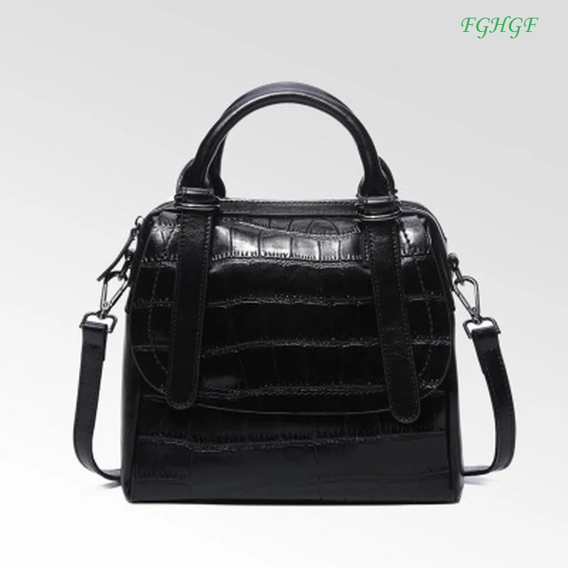 

New Korean version of the trend of wild leather cowhide ladies shoulder fashion portable diagonal package