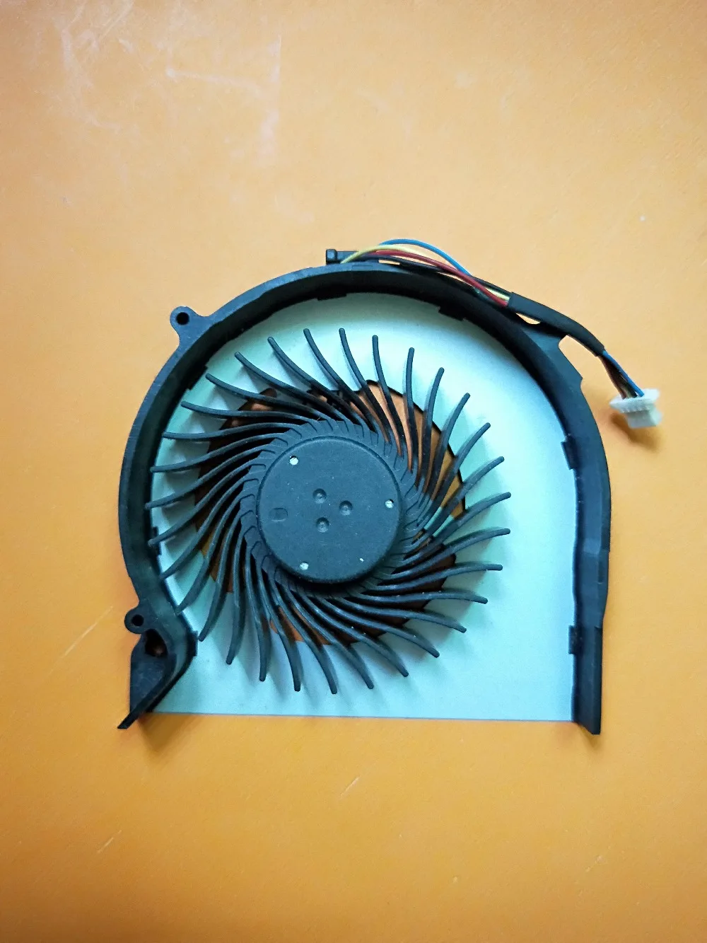 Новый для SONY VAIO SVE171 SVE171A11M SVE171B11M SVE171C11M KSB05105HB AL70 DC 5 V 0.32A вентилятор|Сумки и чехлы