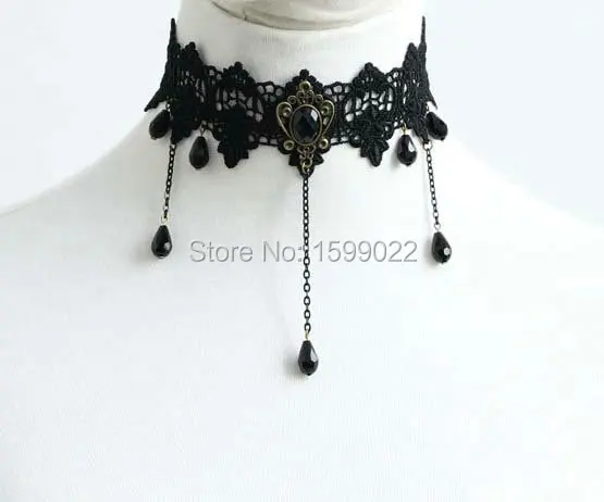 teenage necklace