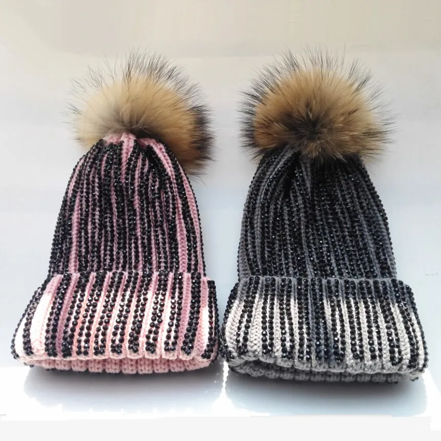

Fashion striped Handmade Black Rhinestone Knitted Hats Rainbow Raccoon Fur Knitting Beanies Skulliies Caps Women's Fur Hats