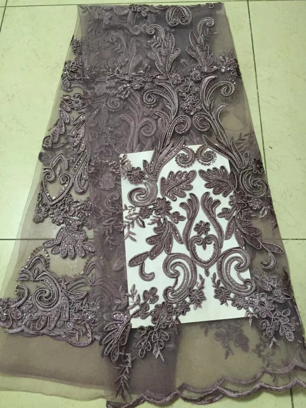 

New Nigerian French Lace Fabrics 2018 Sequins African Tulle Lace Fabric High Quality African Lace Wedding Fabric For Dress