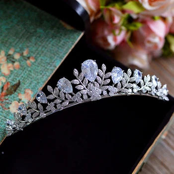 

The Clover Full Zircon Tiara Bride Micro Pave CZ Crown Headband Wedding Hair Accessories Diadem Jewelry Tiaras Coroa WIGO0952