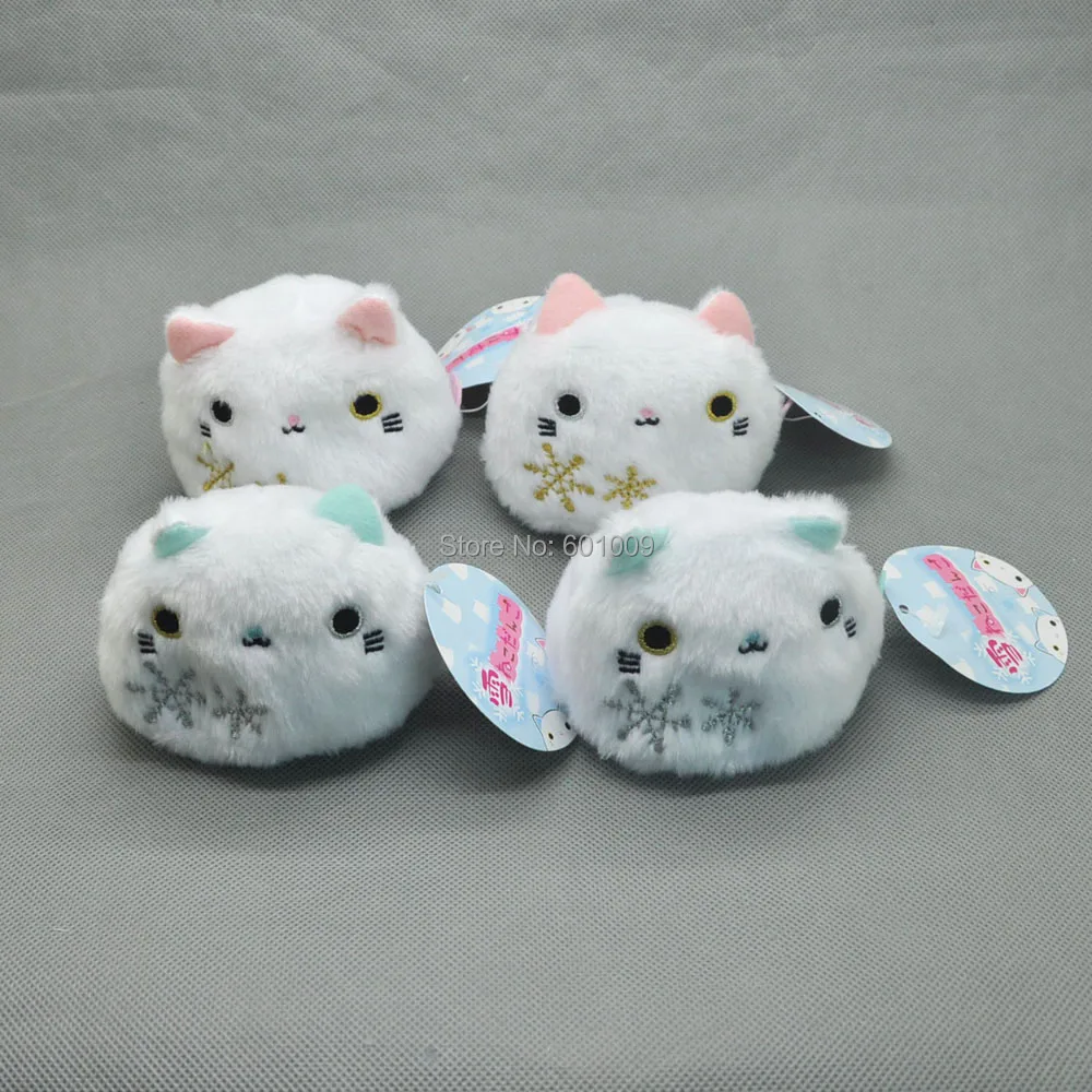 

4PCS Snowflake Neko Atsume Cat Backyard Cat 3" Meow Collection Dango Mochi Plush Doll Retail