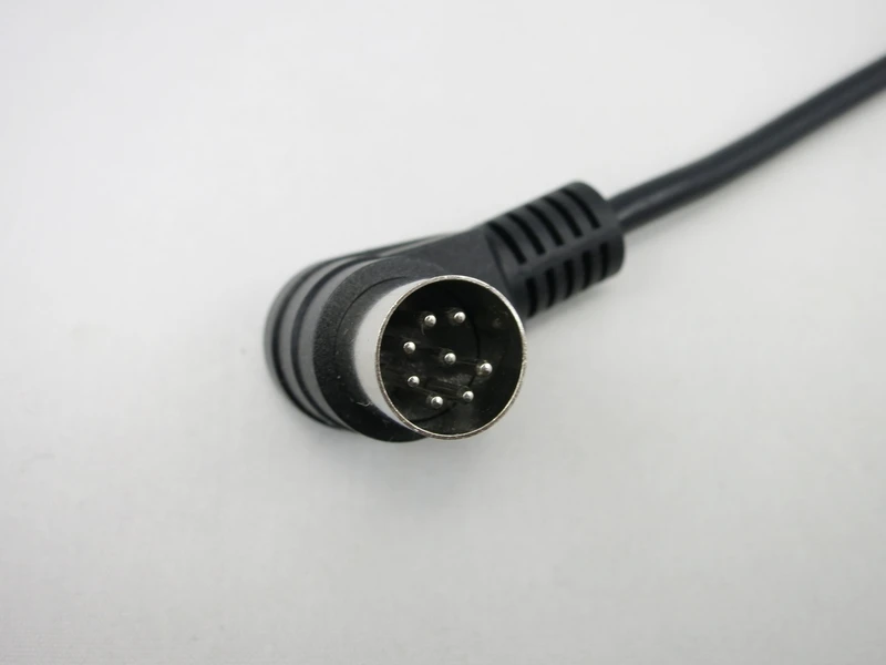 Yatour for Volvo HU-xxx 8pin Y cable adapter for RTI Navigation module car navigation adapter