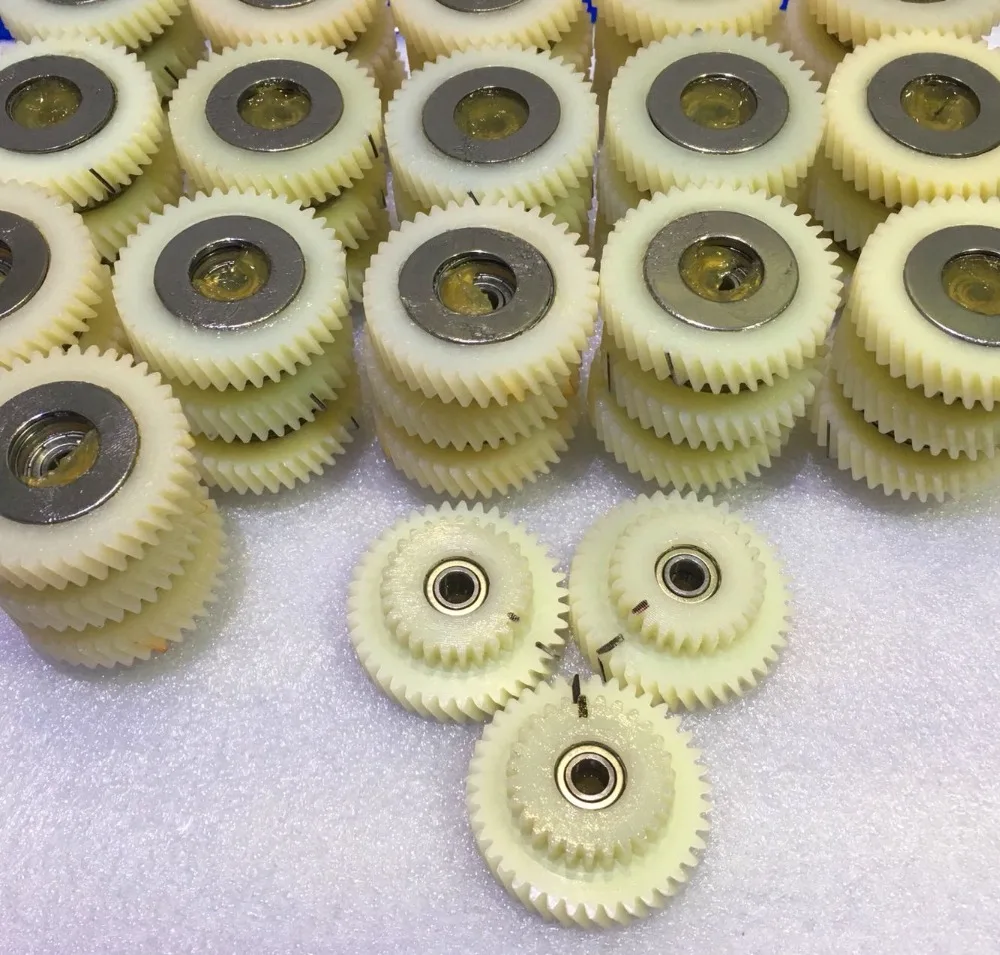

View larger A set of Q100 Gears