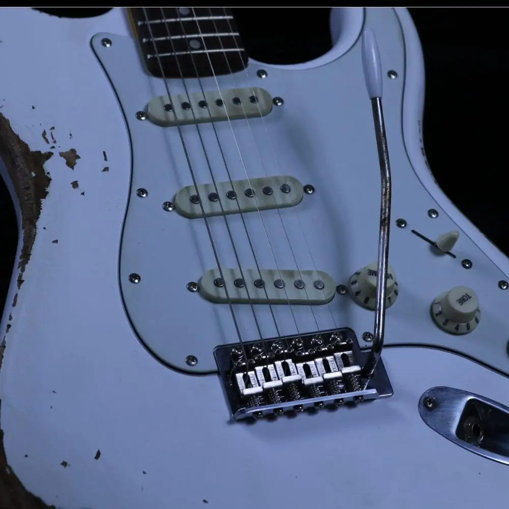 New Product White Heavy Relic Electric Guitar Z-ZV6 Promotional Activities Can Custom Hot Sale Real Photos Tremol Bridge