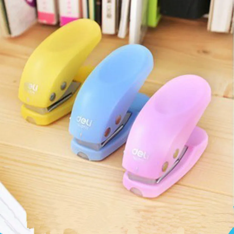 

Student DIY Cute Kawaii Colored Plastic Decorative Scrapbooking Paper Hole Punch Tools Office Binding Supplies 7402