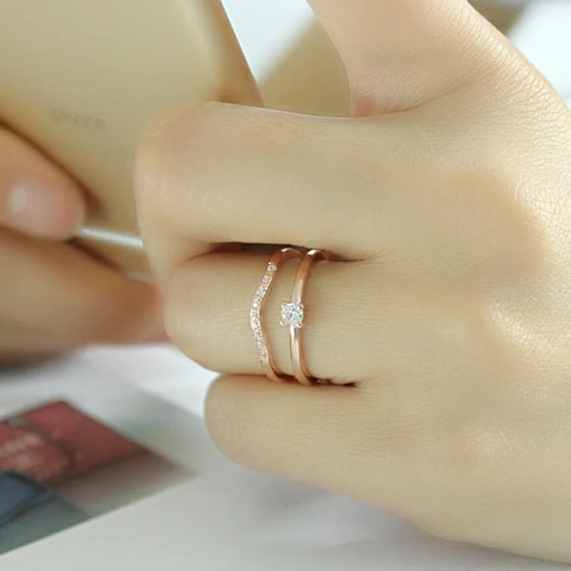 Женское кольцо из серебра 2018 пробы с микрозакрепкой фианитом|infinity ring|designer ringfashion