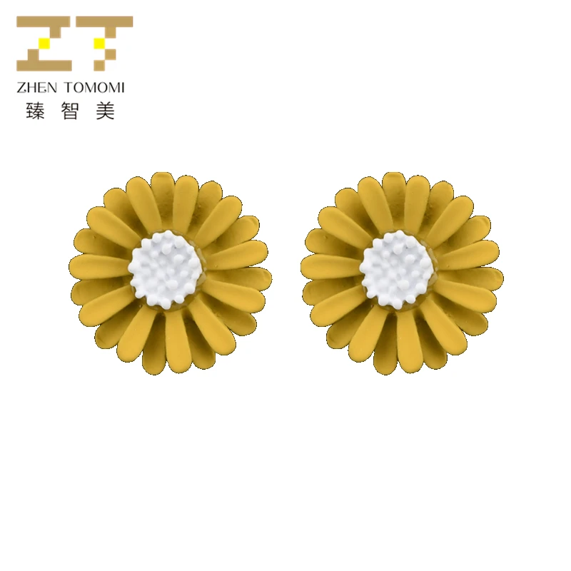 

2019 New Arrivals Women's Fashion Earrings Bijoux Simple Brincos Exquisite White Chrysanthemum Stud Earrings For Women Jewelry
