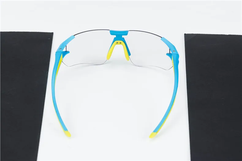 ROCKBROS Cycling Wrap Sunglasses Mens Photochromic Sport Glasses Outdoors UV400 Bicycle Outdoor Sports Eyewear Glasses Goggles
