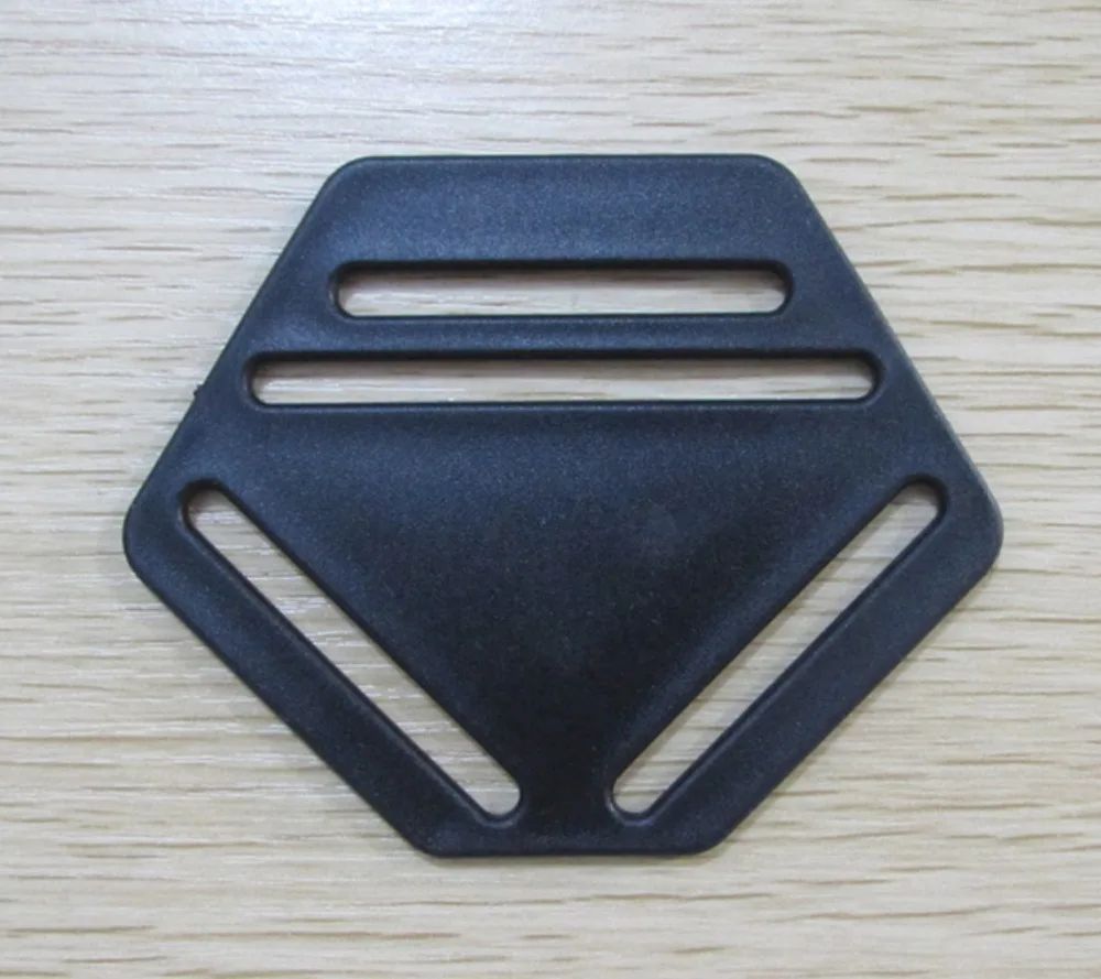 Hexagon webbing adjuster