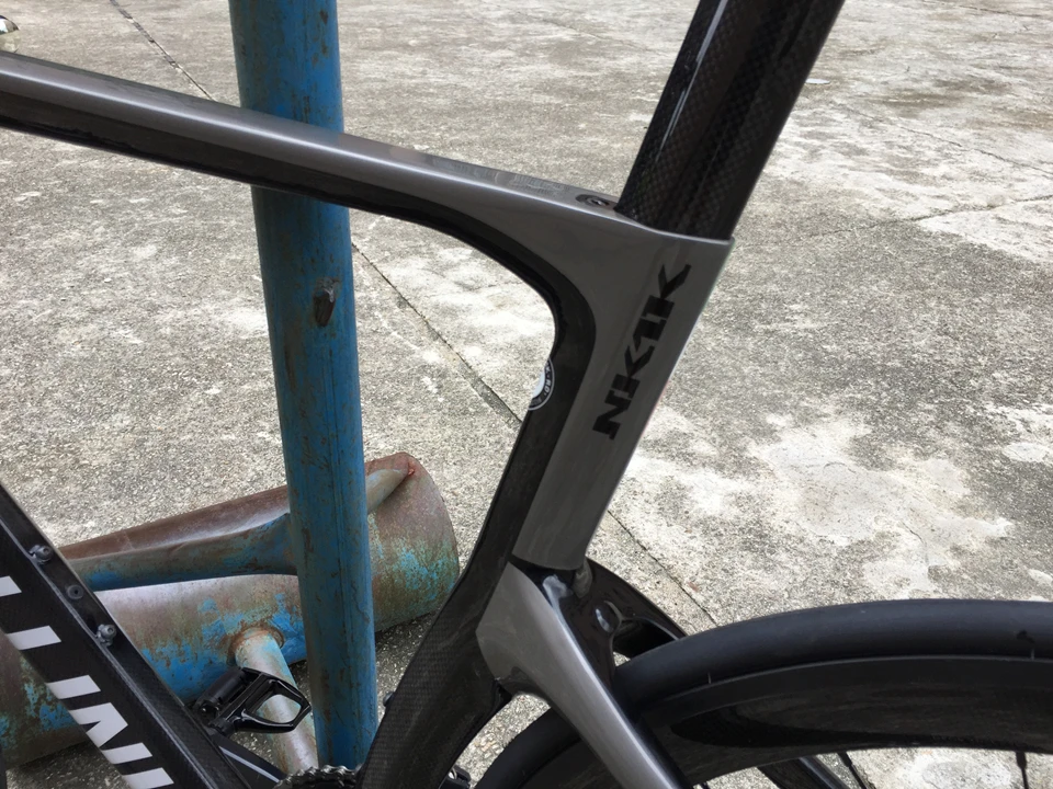 MCipollni NK1K 3 K дисковый углеродный дорожный велосипед серый черный полный велосипед с оригинальным 105 R7020 groupset 50 мм диск углеродная колесная