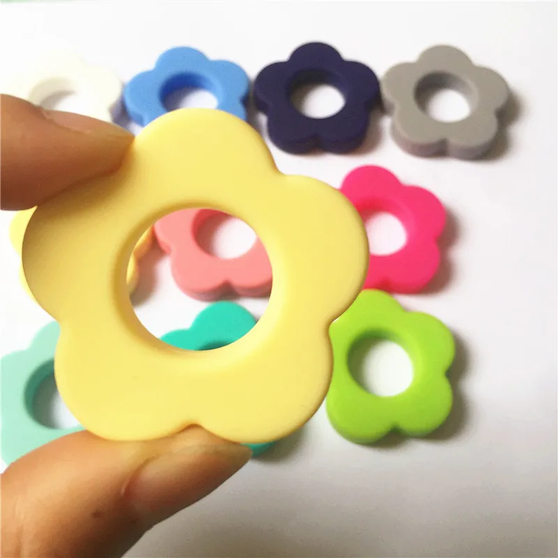 

Chenkai 20PCS BAP Free DIY Silicone Sun Flower Beads Baby Chewing Teether Toy Necklaces pacifier Chain Holder Accessories
