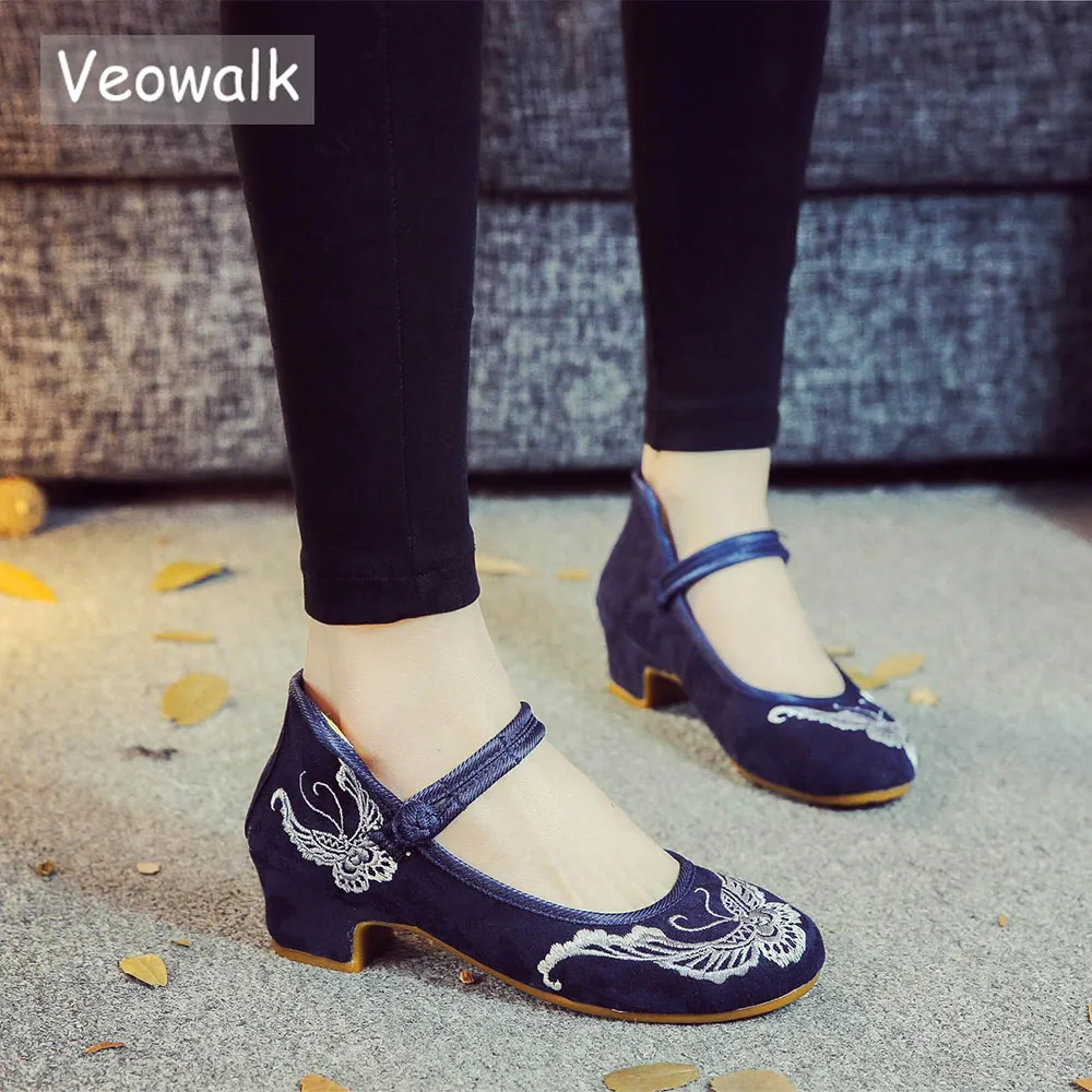 

Veowalk Butterfly Embroidered Women Low Block Heel Canvas Pumps Elegant Ladies Comfort Cotton Embroidery Shoes zapatos mujer