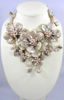 

New choker necklace Beaded Jewelry Pearl Necklace beadwork bib statement flower With MOP Shell