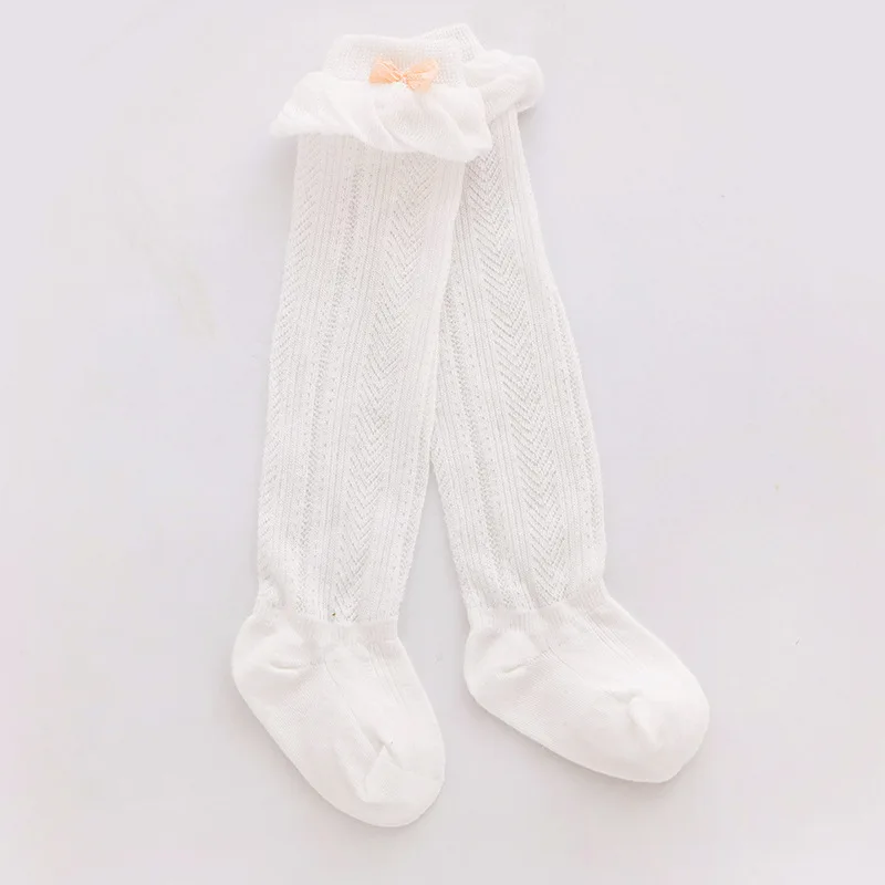 Детские хлопковые сетчатые Дышащие носки милые длинные носки с помпонами и оборками Мягкие Носки для маленьких девочек Одежда для новорожденных аксессуары - Цвет: 5