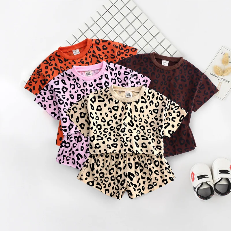 

Summer Girls Clothes Leopard Tee Shirt And Shorts 2Pcs Clothing Set Toddler Children ClothesFashion Casual Costumes Cotton
