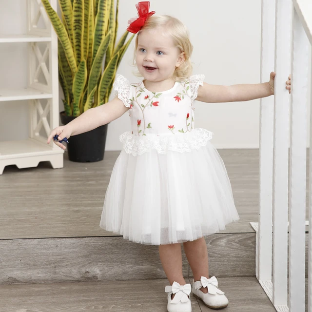 Vestidos para niñas ropa de bebé bonita de princesa, mangas voladas con encaje de flores y ropa blanca, vestido de fiesta para niñas de 0 a 6 años - AliExpress