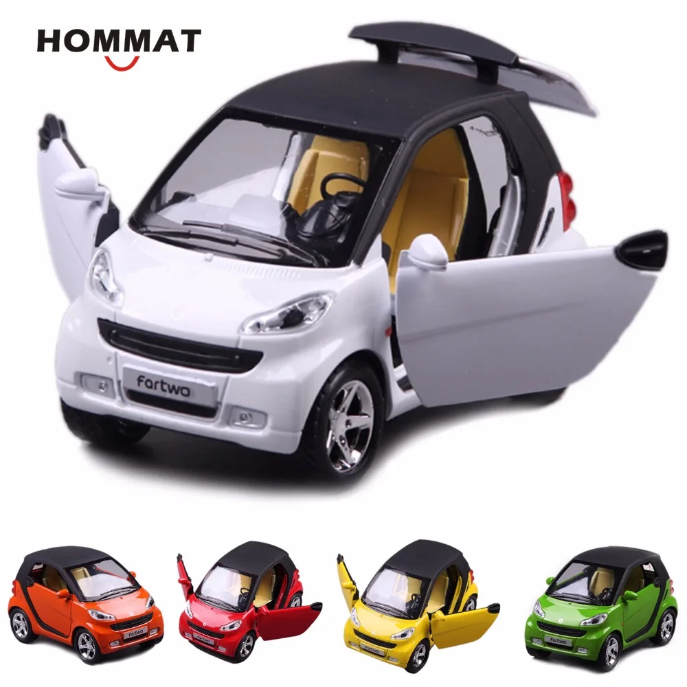 

HOMMAT 1:24 Simulation Smart ForTwo Alloy Diecast Vehicle Toy Car Model Metal Collection Kids Gift Cars Toys For Children