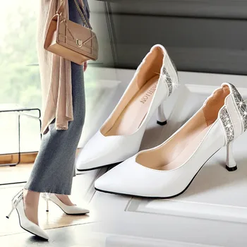 

2019 new spring and autumn Korean sexy women's high heel stiletto crystal shoes wedding shoes white bridesmaid shoes single