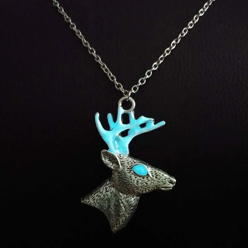 

Creative personality Luminous necklace Simple Pendant stainless steel Illuminate Pendant Sweater chain Fashion Jewelry Metal57