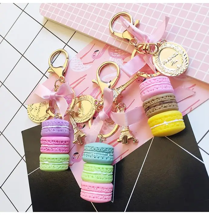 

2017 New Resin Macaron Keychains 5 Colors Lovely Colorful Macaroon Bag Charm Key Chain Gold Met Keyring Car Pendant Key Holder