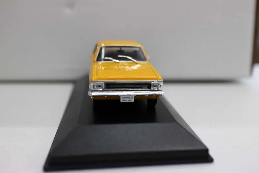 Высокая имитация 1969 chevrolet opala 2500 модель, 1:43 сплав автомобиля игрушки, металлические отливки, Коллекционная модель