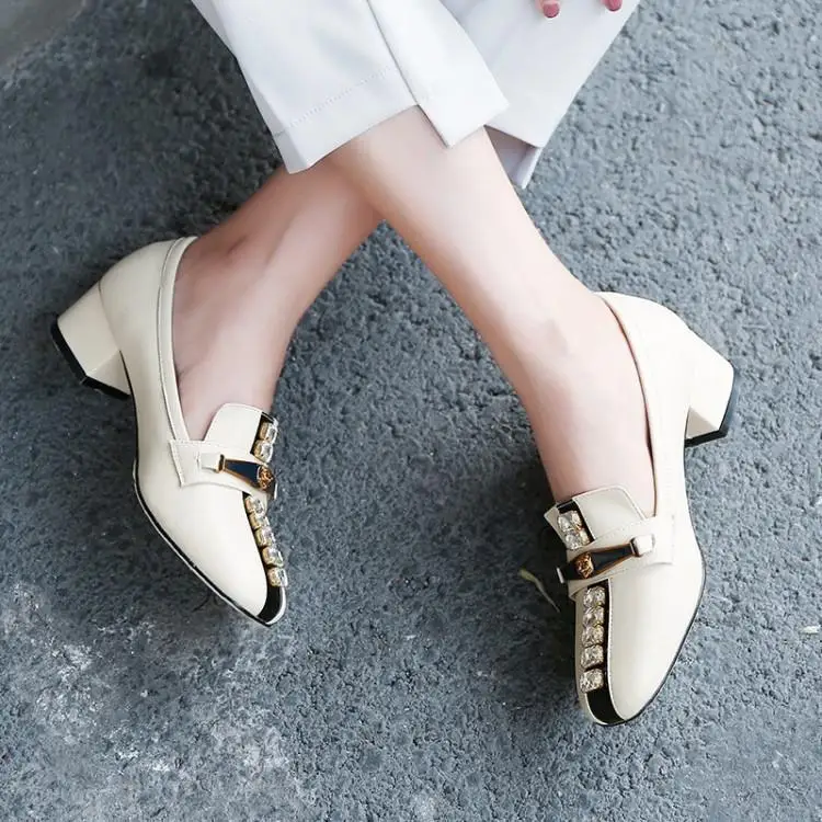 

Luxury Beige Leather Women Loafers Crystal Buckle Slip On Womens Pumps Round Toe Middle Chunky Heels Zapatos De Mujer Brand Shoe
