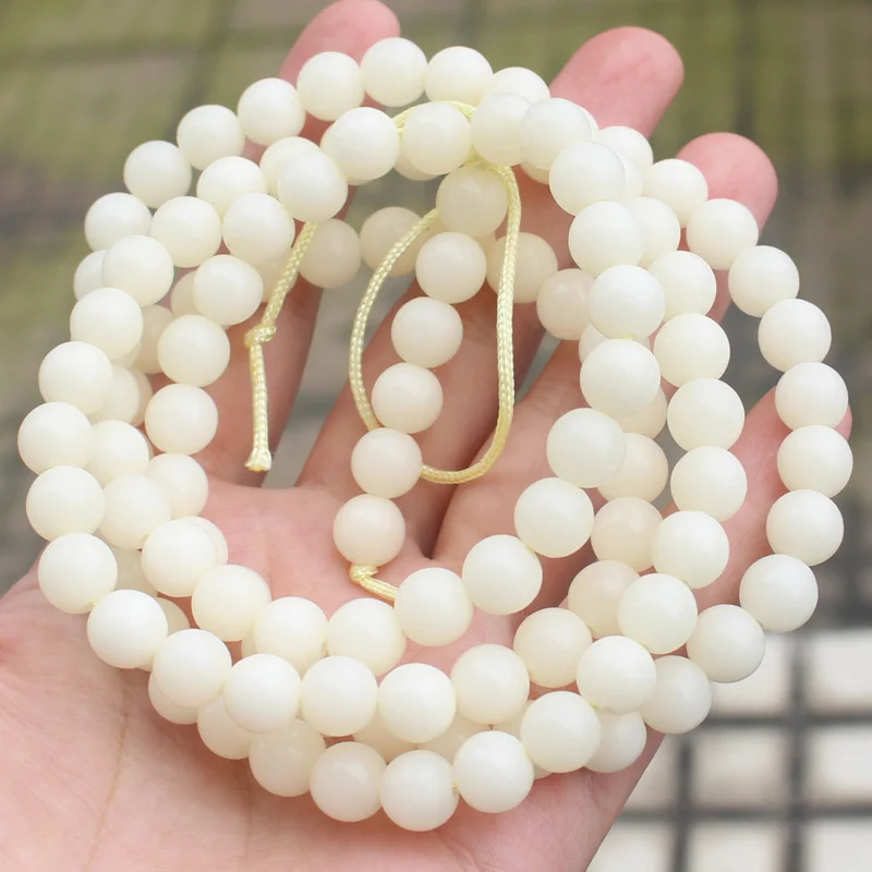 

Natural 114pcs White Bodhi Seeds High Density Round Beads ,100% Natural Stone Guarantee!
