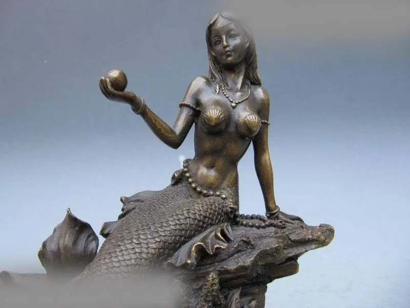 

Mermaid Hold Pearl Sit On The Rock Pure Bronze Statue SD 506