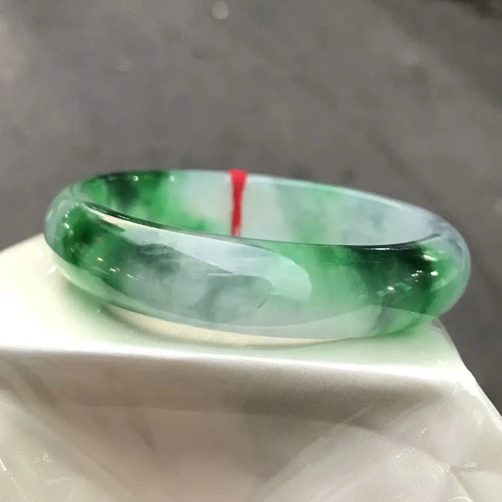 

Only One !58.8MM Certified (Grade A)100% Natural Green Jadeite JADE Bracelet Women Bangle
