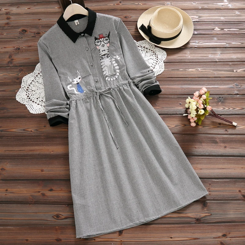 

8601# 2018 Spring New Women Fashion Folk Style Long-sleeved Lapel Cotton Linen Plaid Embroidered Dress Casual Dress Vestidos