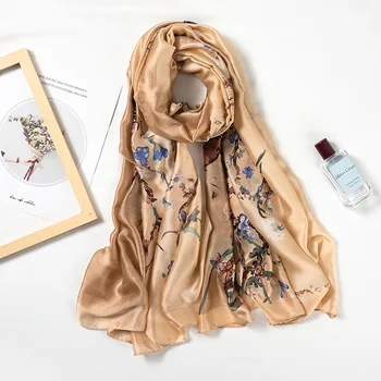 

2019 spring explosions hot oil painting wax plum printing 180*90cm sunscreen satin simulation silk wild simple fashion scarf
