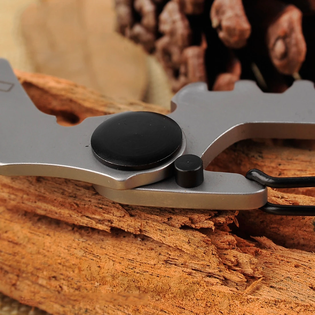 

Full Stainless Steel Key Chain Multi Tool kit Carabiner Keychain Clip Silver Hiking Climbing Hanger Buckle Outdoor Survival Tool