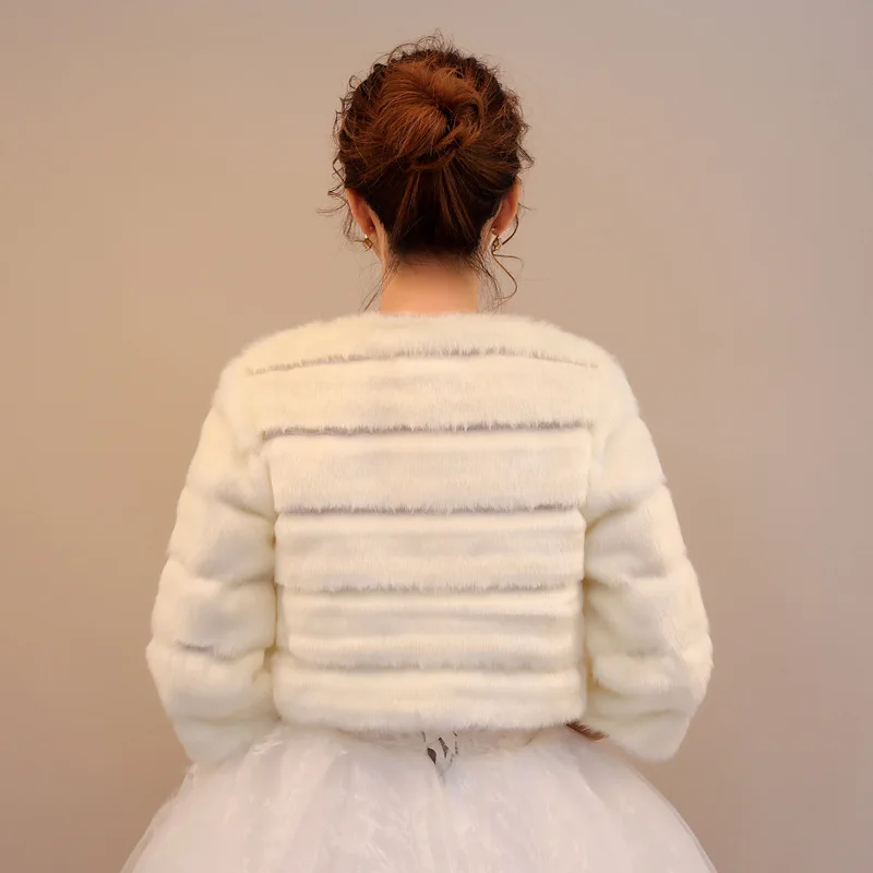 Bridal Coats Shawls Elegant Soft Autumn Winter Faux Fur Bride Wedding Wraps Bolero Jackets PJ91