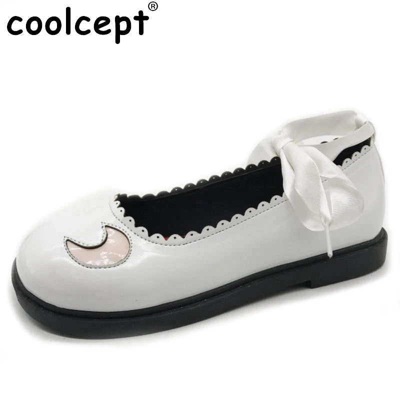 cross strap flat shoes