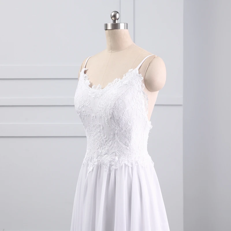 Beautiful Sleeveless Appliques Lace Pearls Beach Scalloped Wedding Dress