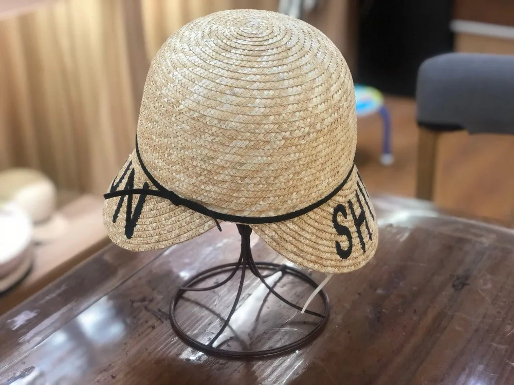 01902-shi summer HANDMADE natural grass Fashion Model Show Style lady letters leisure visors cap women baseball hat
