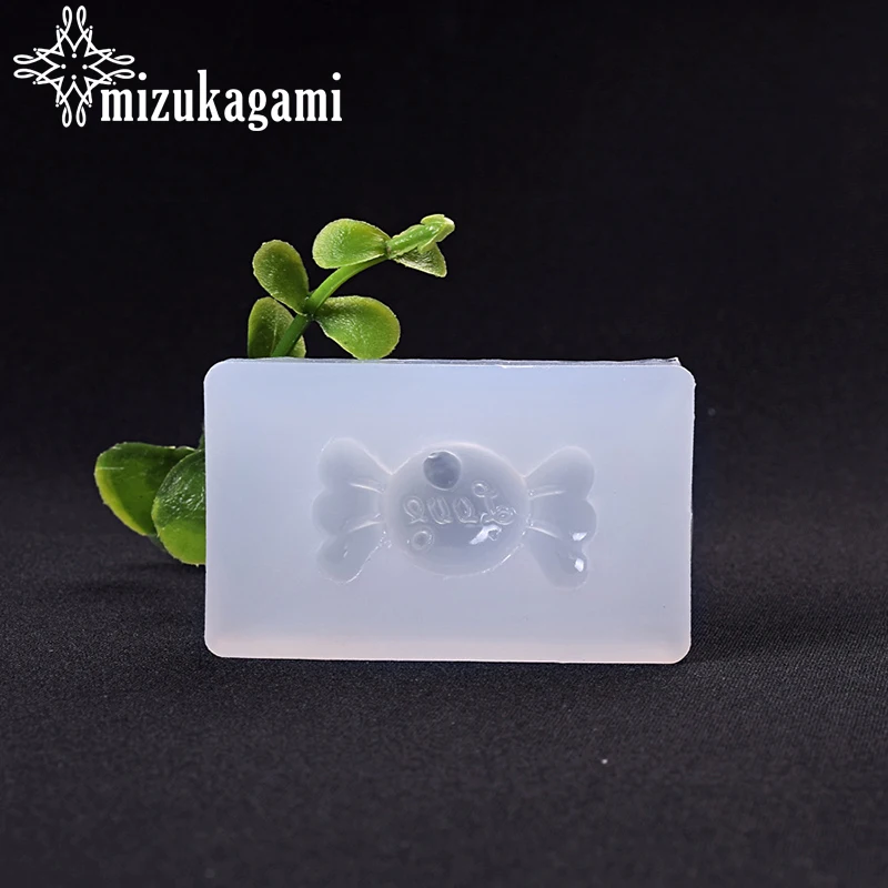 

1pcs UV Resin Jewelry Liquid Silicone Mold Candy Shape Charms Resin Molds For DIY Intersperse Decorate Making Jewelry