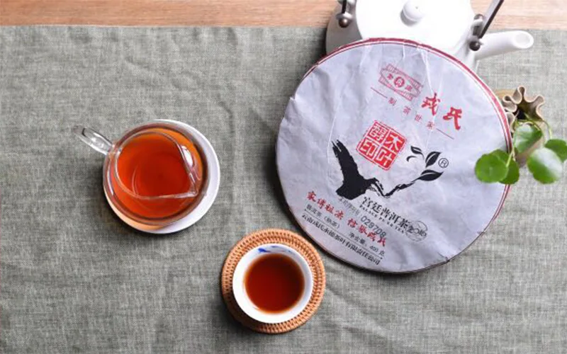 MengKu Rongshi Shu Pu-erh MuYeChun GongTing Pu'er дворец Pu-erh торт 400 г